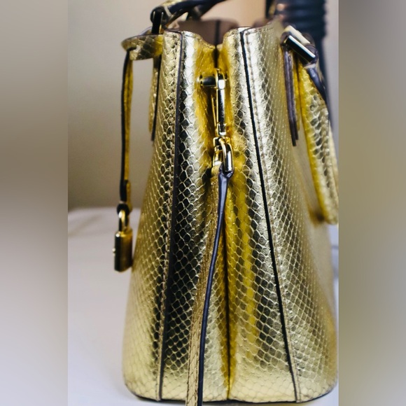 Michael Kors Adele Satchel Handbag Large Msrp:$398.00 - Picture 9 of 16